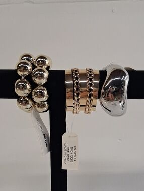 NWT Fashion Nova Gold and Silver Stacked Bracelet Set